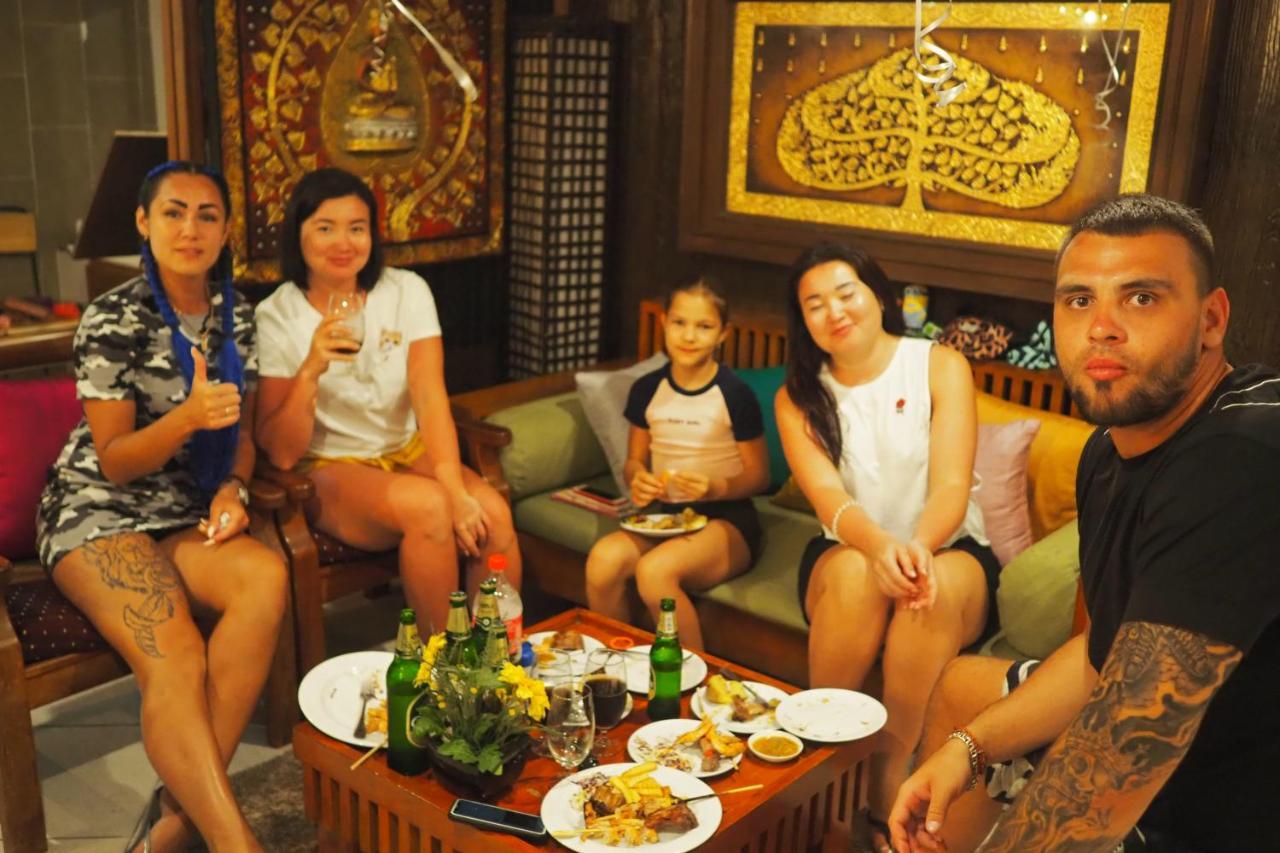 Sky Silk Decoration House Hotel Patong Luaran gambar