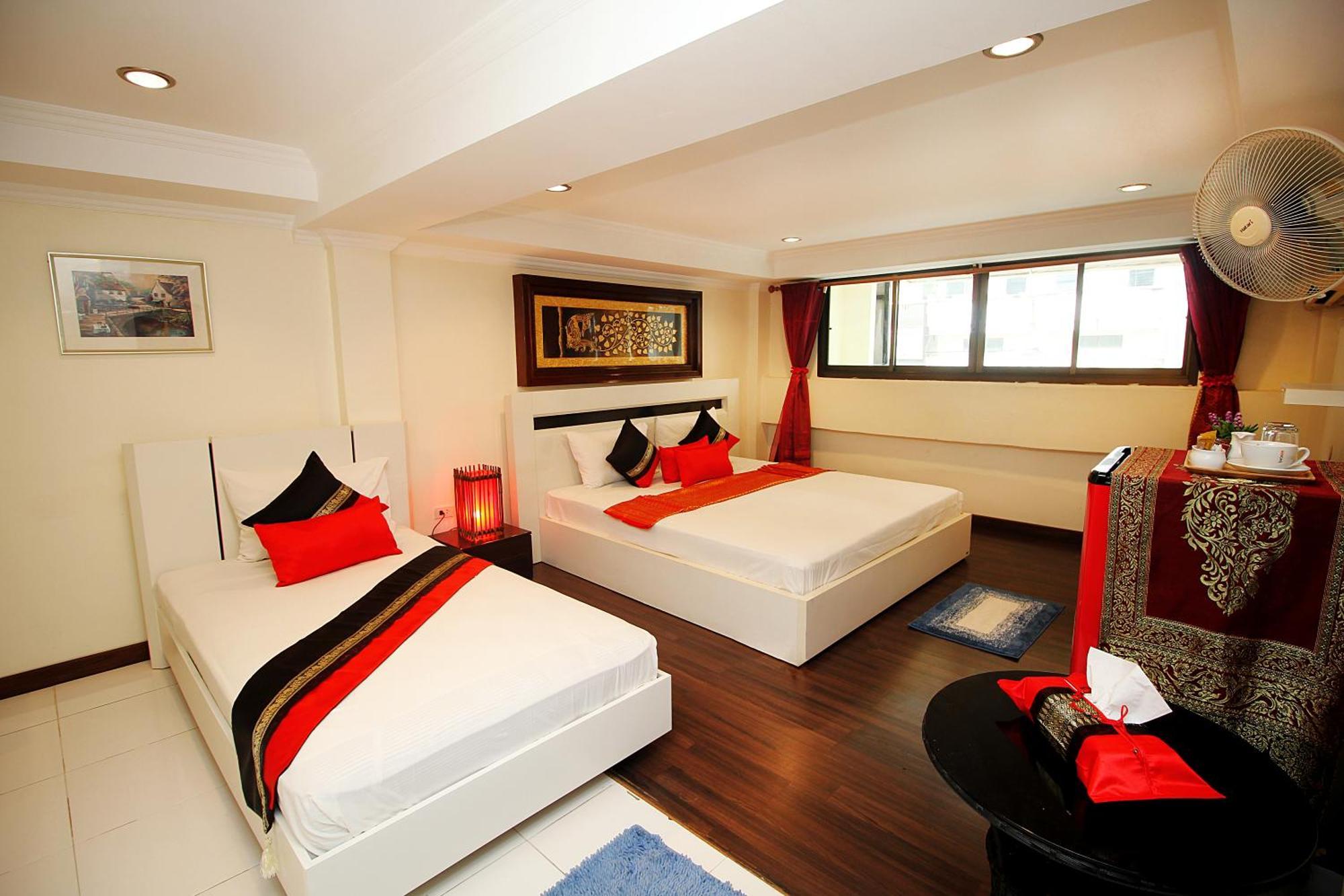 Sky Silk Decoration House Hotel Patong Luaran gambar